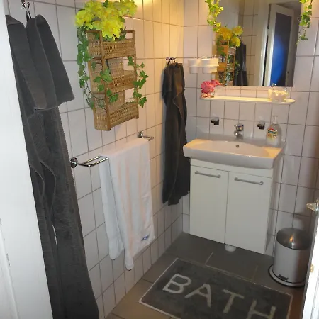 Alojamento de Acomodação e Pequeno-almoço Nykobing Falster B&B Nykøbing Falster